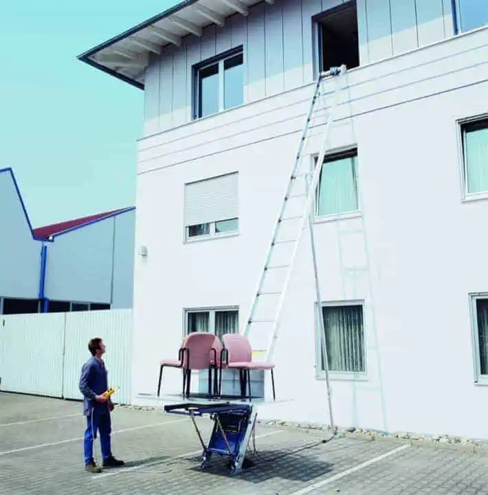 <strong>Everything you wanted to know about ladder lifts in construction</strong>