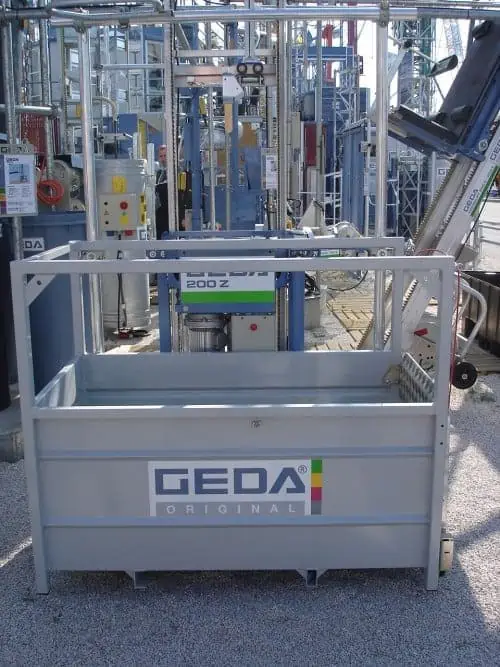 200kg Combi Lift Material Hoist | CHS Australia