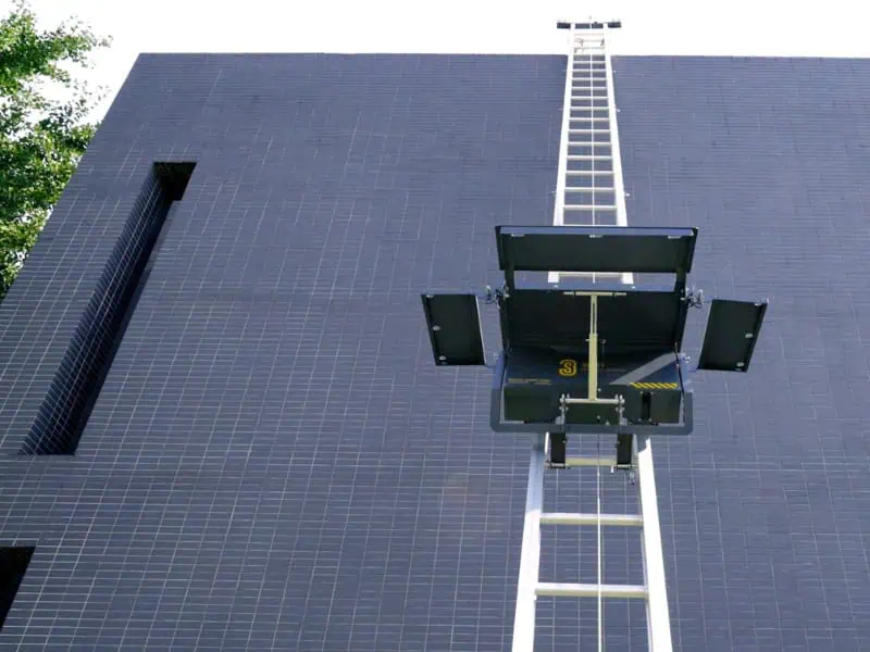 Why Is a Battery Powered Hoist Essential for Modern Builders?